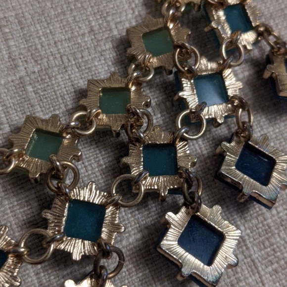 Target necklace - Picture 7 of 7